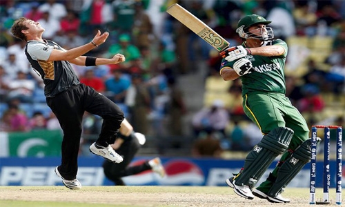 Pakistan make New Zealand bat in series decider