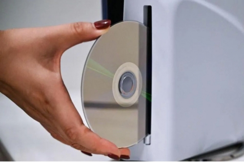 Sony to stop releasing PlayStation games on discs