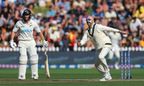 Australia take charge of first Test after New Zealand collapse