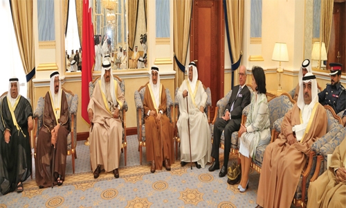 Bahrain keen to provide best health services : PM