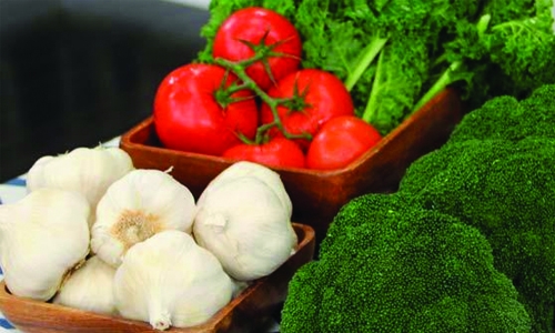 Six potent foods that fight cancer