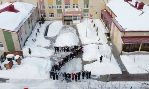 Children dying of Cancer made to stand in 'Z' shape to support Russia