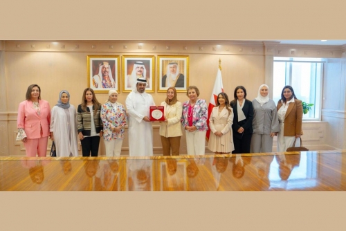 Praise for businesswomen society’s contributions Praise for businesswomen society’s contributions