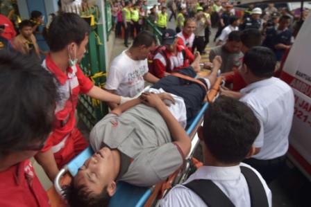 Dozens injured in Indonesian rush-hour train crash Dozens injured in Indonesian rush-hour train crash