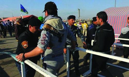 Iran pilgrims break through Iraq border point