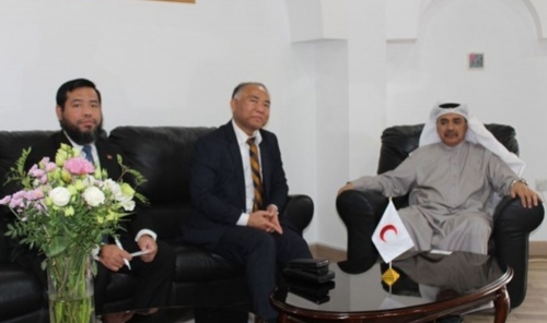 Bahrain Red Crescent Meets Cambodian Ambassador to Strengthen Humanitarian Cooperation