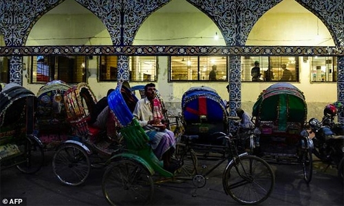 Bangladesh film star turns Islamic preacher Bangladesh film star turns Islamic preacher