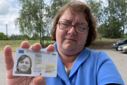 Russia passports forced on Ukrainians 'to erase identity'