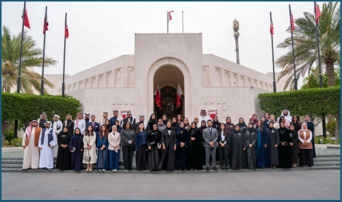 Young Parliamentarians Take Part in Parliamentary Simulation Session