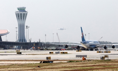 Test flights begin at China’s mega-airport