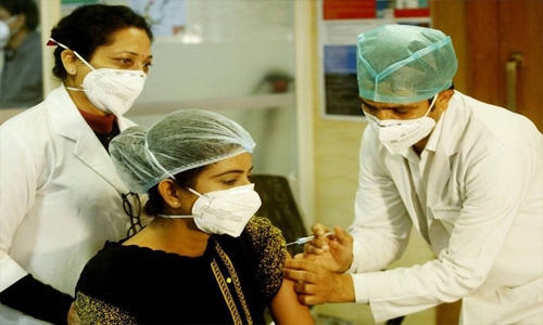 Indian vaccine developer warns some to avoid shot Indian vaccine developer warns some to avoid shot