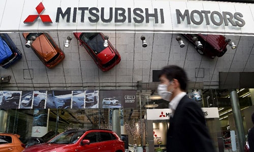 Mitsubishi says cars sold overseas not affected by fuel-cheat scandal