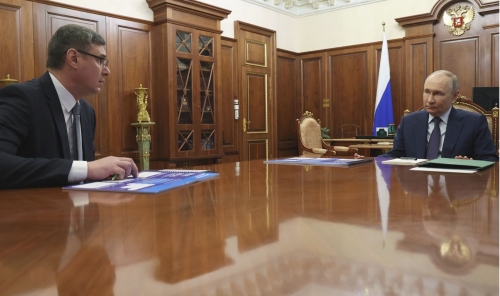 Putin Meets Iranian Advisor to Discuss Middle East Tensions and Nuclear Issues