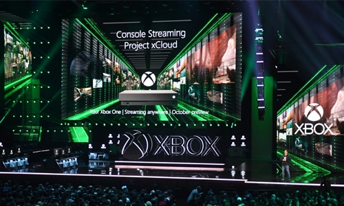 Microsoft gives glimpse of new Xbox console