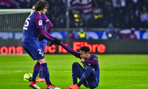 Neymar faces ‘at least six weeks out’, set to miss Real clash