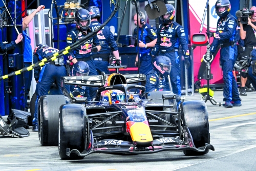 Verstappen’s Japan GP win streak under threat as Mercedes dominate