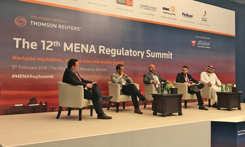 Experts for regulation of cryptocurrencies