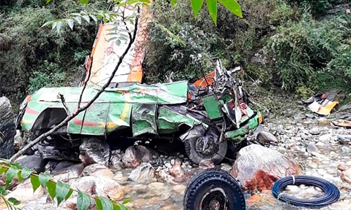 44 dead in India gorge bus plunge: officials