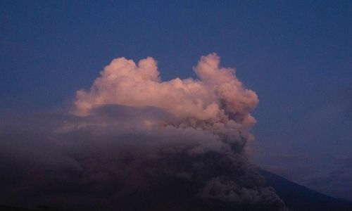 Volcano erupts in Indonesia; warning raised to highest level