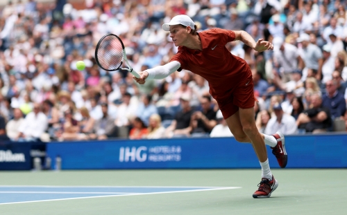 Sinner extends hardcourt dominance