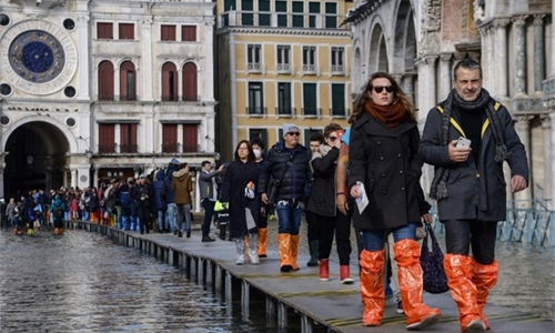 Another high tide strikes Venice 