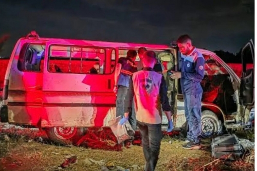 Seven killed as gunmen open fire on bus in Syria Seven killed as gunmen open fire on bus in Syria