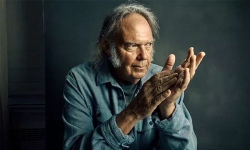 Neil Young slams Trump over California wildfire Neil Young slams Trump over California wildfire