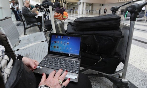 Qaeda, IS focus on bombs behind carry-on computer ban Qaeda, IS focus on bombs behind carry-on computer ban