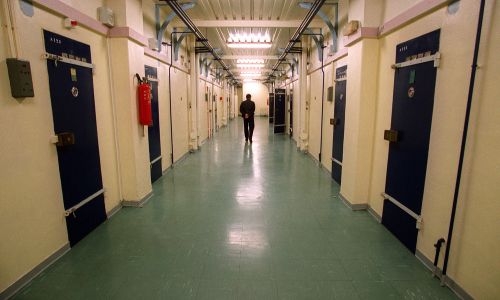 Mystery tunnel discovered near Paris prison Mystery tunnel discovered near Paris prison