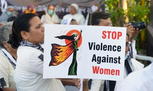 US woman alleges gang-rape in Indian capital US woman alleges gang-rape in Indian capital