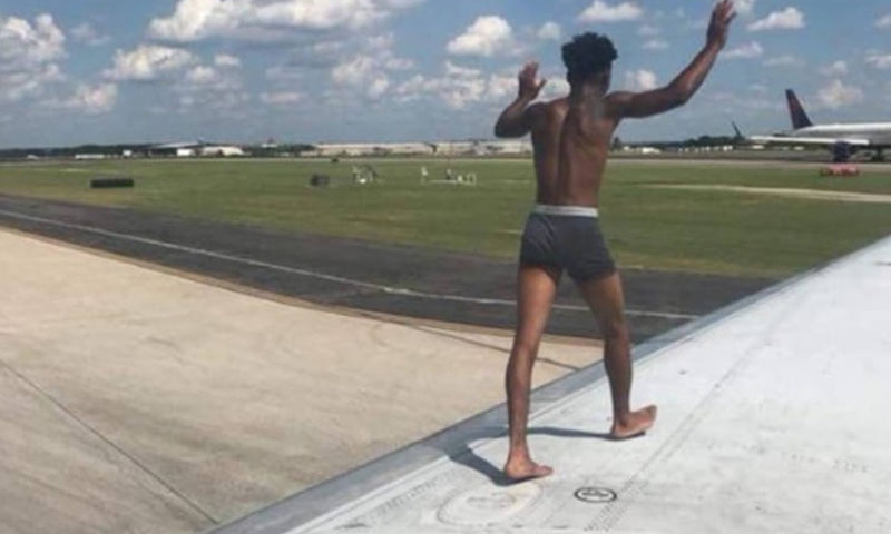  Man charged after running in underwear on Atlanta airport runway