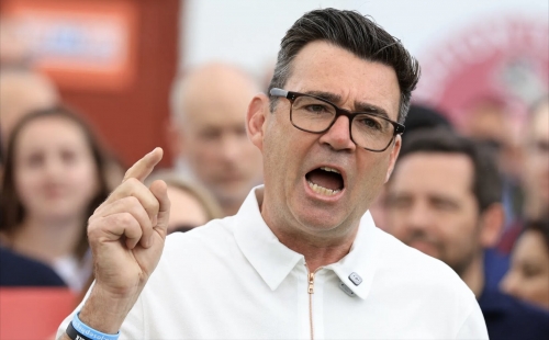 Senior Labour MPs weigh leadership bids to block Burnham's uncontested rise