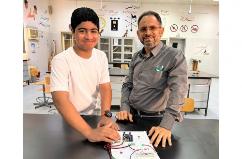 Student develops smart alarm device for driver and passengers’ safety 