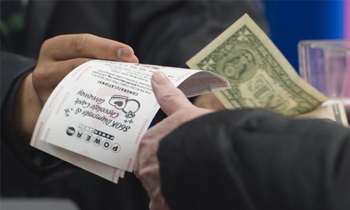 No winner in US lottery draw, jackpot rises to $1.3 billion