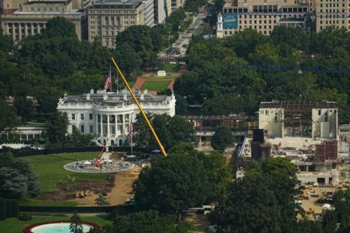 US Supreme Court Allows Trump White House Ballroom Project to Proceed 