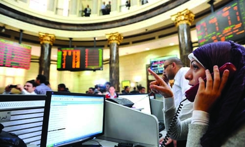 Gulf markets mostly weak, Egypt rises