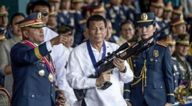 Philippines’ Duterte threatens to end US military pact Philippines’ Duterte threatens to end US military pact