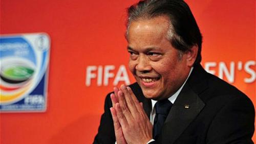 FIFA ban Thai football chief, Hayatou delays arrival