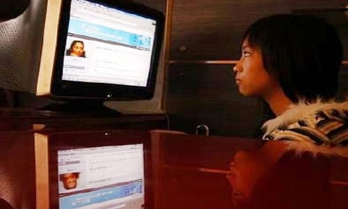 China bans over 200 illegal websites with illegal content