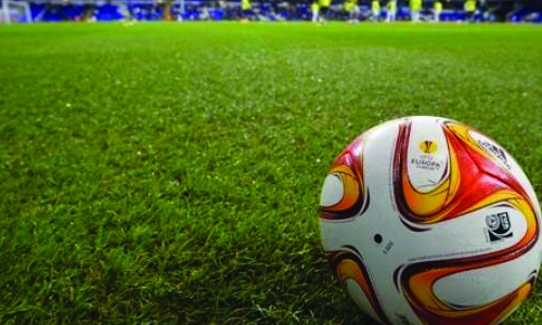 Three teams  maintain  perfect records