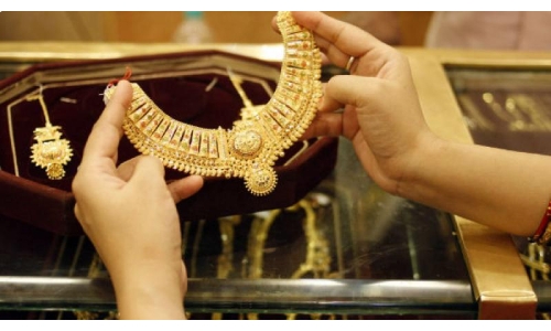 VAT and price rise affect Valentine’s Day gold sales in Bahrain