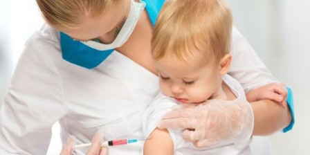 Australia to deny benefits to parents refusing to vaccinate children Australia to deny benefits to parents refusing to vaccinate children