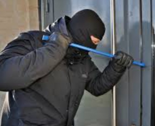 Man Arrested in Manama House Theft Worth BD 8,000