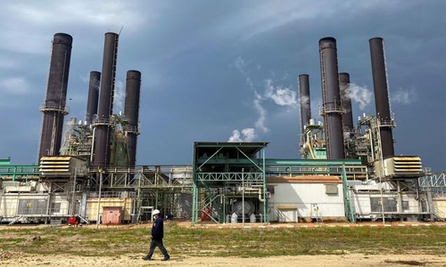 Qatar says to fund $60 million pipeline from Israel to Gaza