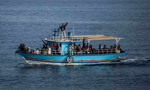 Migrant boat with 86 on board sinks off Tunisia, 4 rescued