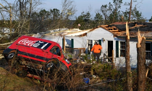 Tornado kills 23 in Alabama Tornado kills 23 in Alabama
