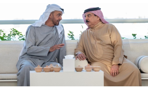 HM King Hamad returns after talks in the UAE 
