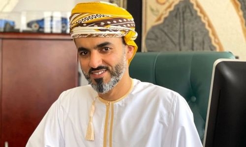 Messi offered $1m for World Cup bisht by Omani lawyer