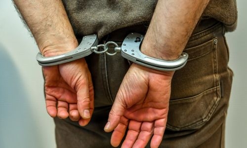 Bahrain police arrest man for stealing jewellery, cash from houses Bahrain police arrest man for stealing jewellery, cash from houses