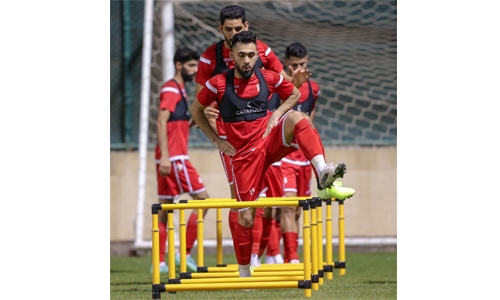 Bahrain national football team kick off training